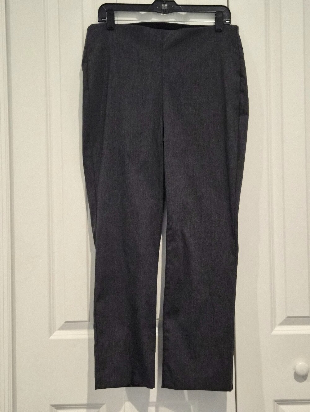 Chico’s Fabulously Slimming Pull On Ankle Pants Gray  Size 1.5 US 10 NWT